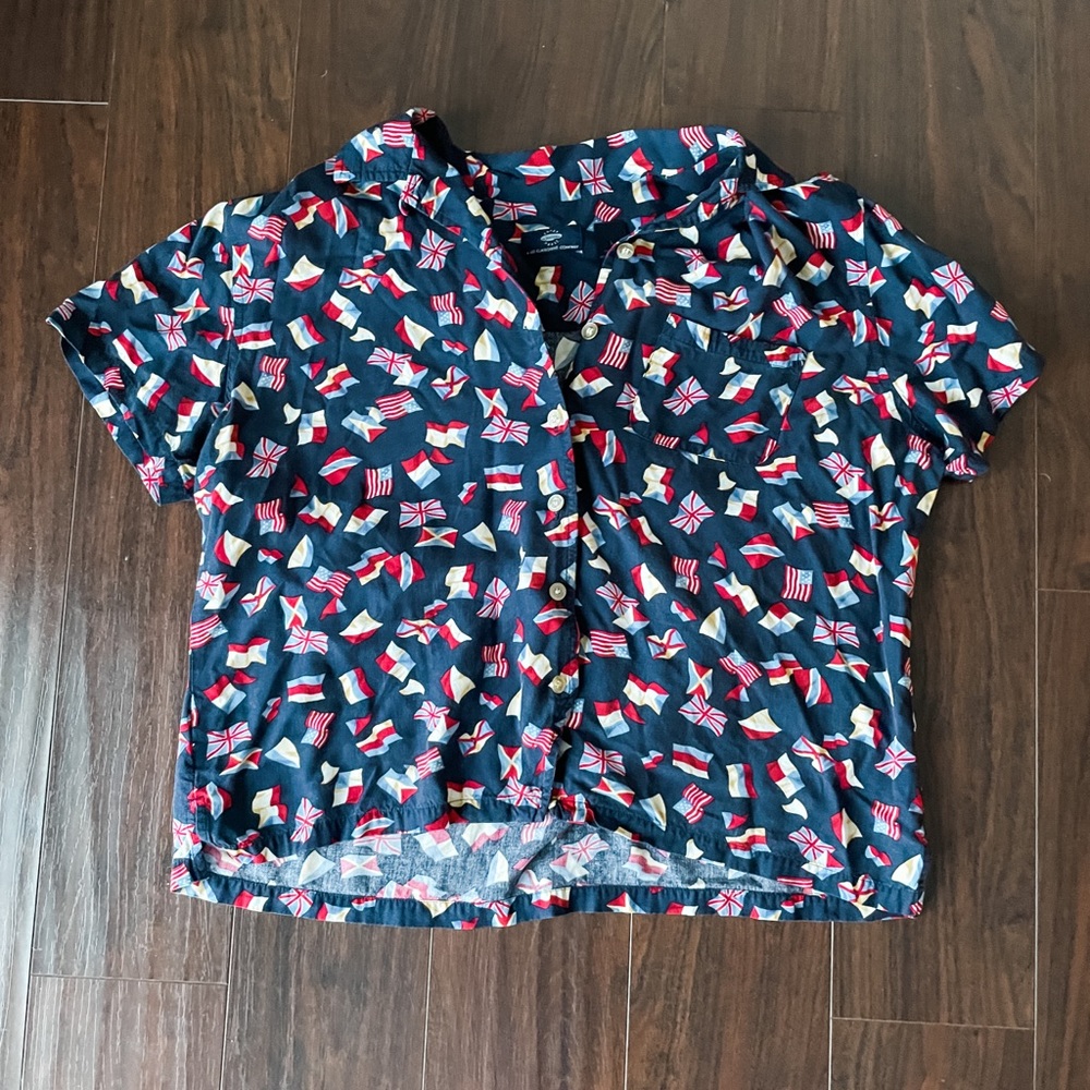 Liz Claiborne Button Down Top